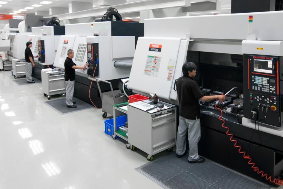 Makine Teknolojisi Çalışma Ortamı CNC Atölyesi